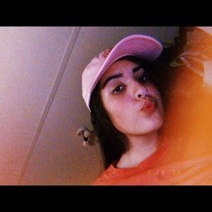 Meet your Posher, Ariana